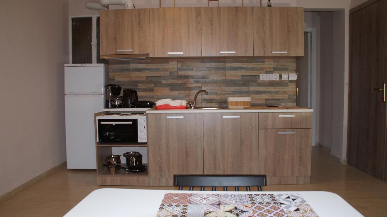 The Victoria Square Apartments Athènes Extérieur photo
